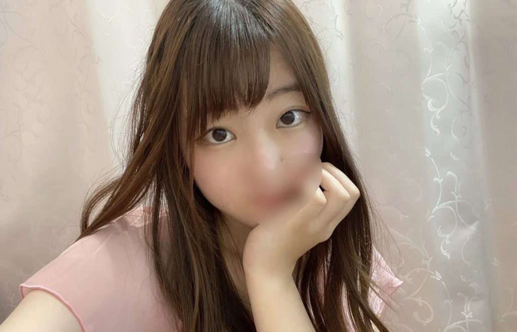 DXLIVEのSuzu6ちゃんがナスDとLush miniで夜イン待機しているイメージ画像