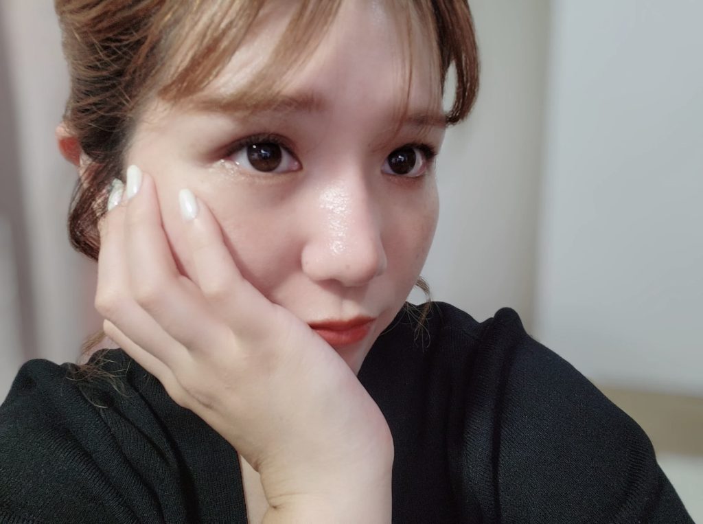 	DXLIVEのKANAEsxちゃんプロフィール画面を映した日本語ナース系超新人パフォーマー紹介用画像