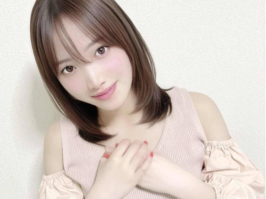 nKIHOmちゃん 初々しい笑顔の新人パフォーマー