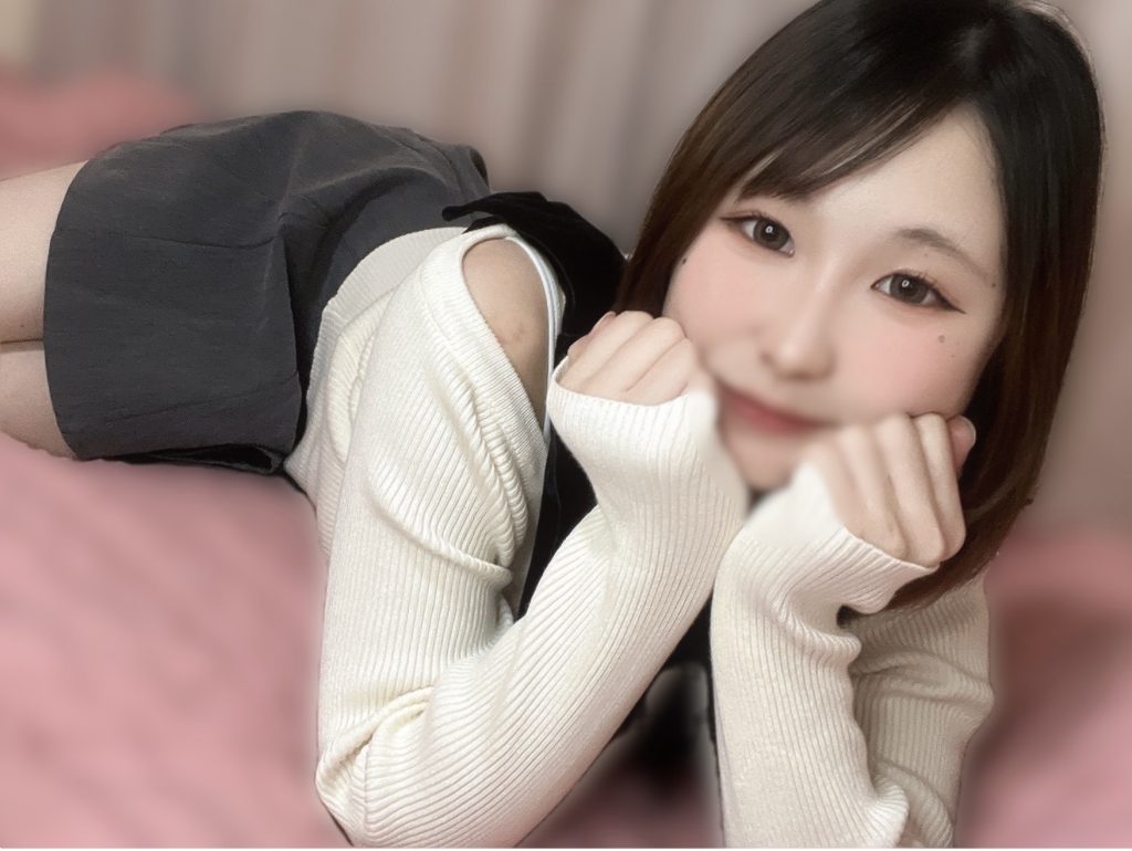     URARAcoちゃん 明るく可愛い大学生の雰囲気