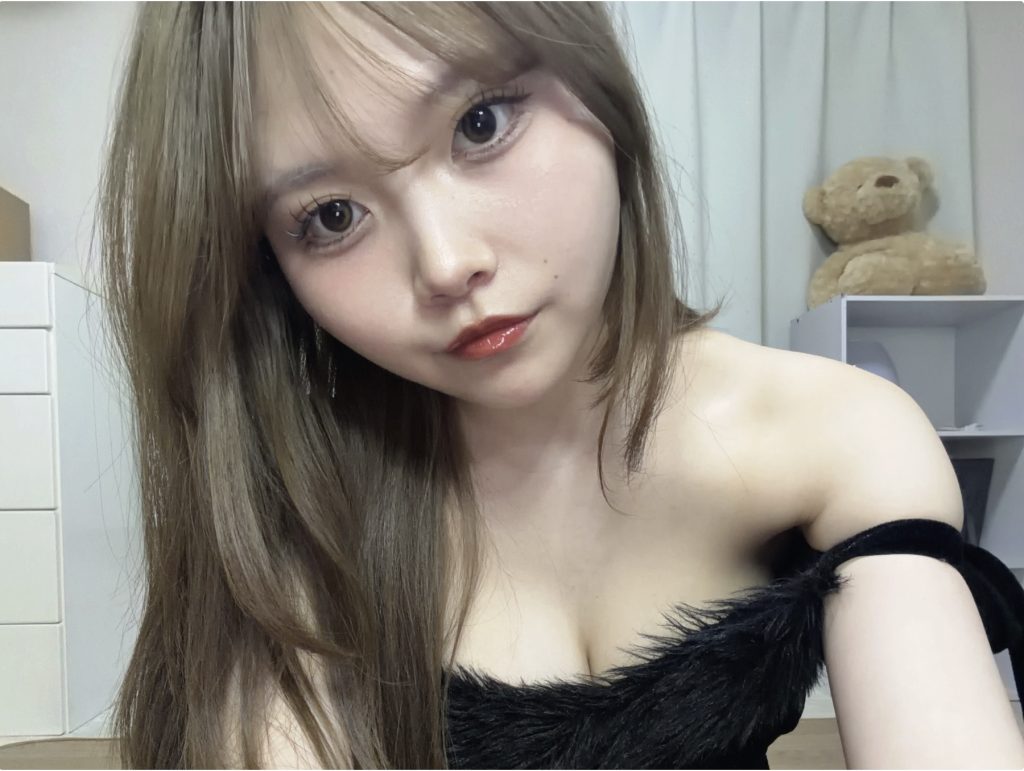 CHIKAmnちゃん DXLIVE 天真爛漫女子大生 保育学生系パフォーマー
